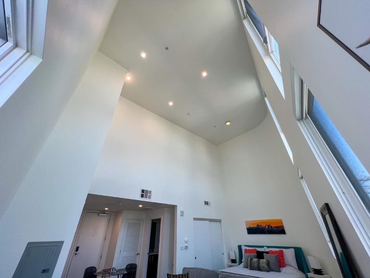 Downtown Los Angeles Skyline Balcony View Modern Penthouse Екстериор снимка